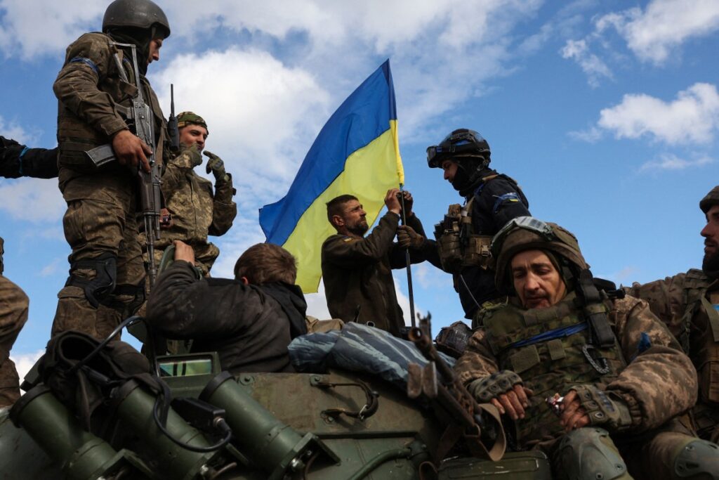 Ukraine lowers Its Conscription Age to 25 to Plug A Shortfall in Troop Numbers Ukraine lowers Its Conscription Age to 25 to Plug A Shortfall in Troop Numbers