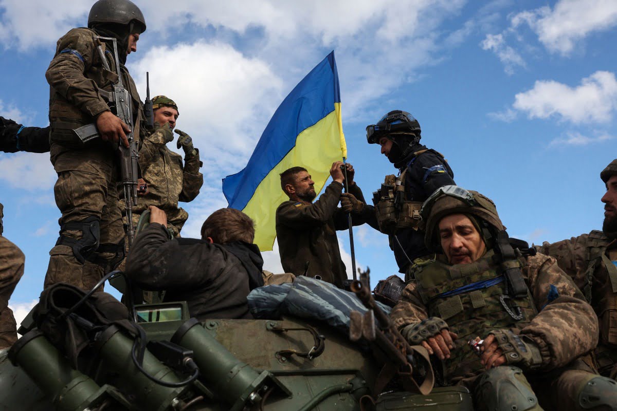 Ukraine lowers Its Conscription Age to 25 to Plug A Shortfall in Troop Numbers Ukraine lowers Its Conscription Age to 25 to Plug A Shortfall in Troop Numbers