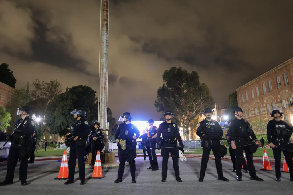 5A269249 CAFF 496F B749 8C9787642929 Israel supporters attack pro-Palestinian camp in LA, 300 Gaza protesters arrested in New York