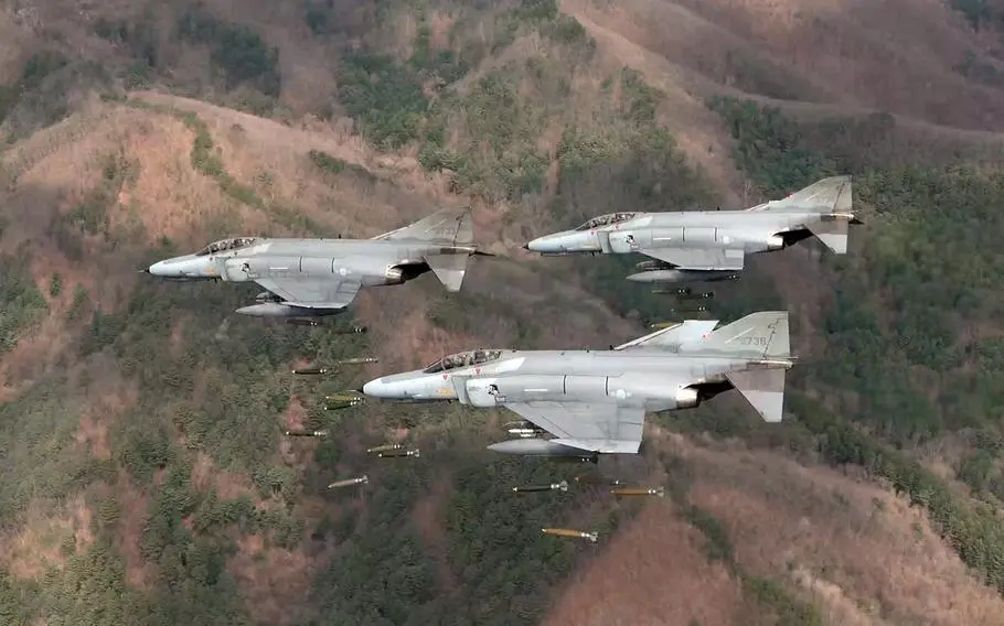 6384EEC3 2A5F 4BD4 817F 0E29DE5CCBEC The Next Generation: F-35 and Su-35 to Replace F-4 Phantoms in South Korea