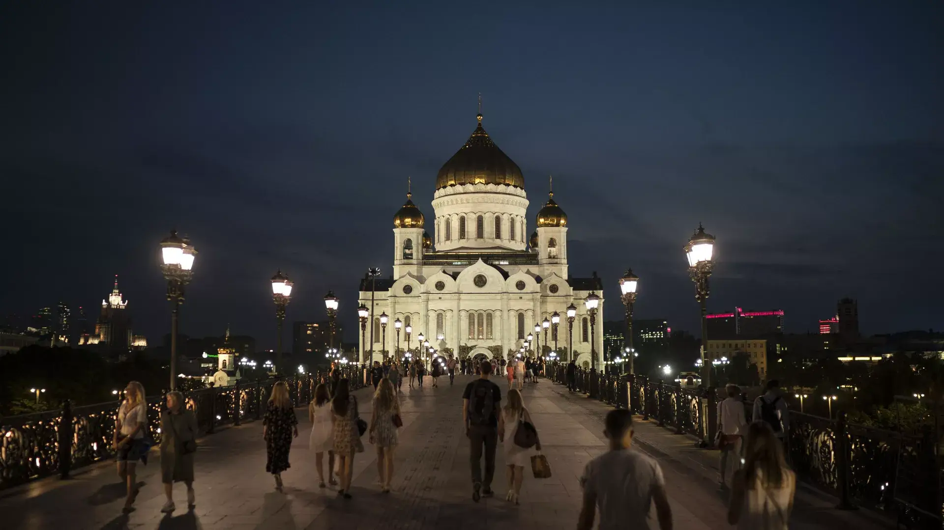 image 14 Orthodox Easter Service at Moscow's Cathedral of Christ the Saviour