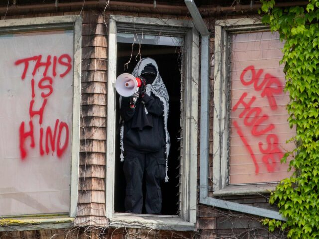 image 52 Pro-Hamas Activists Take Over UC Berkeley Building