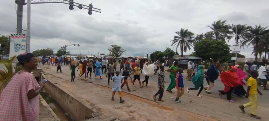 3475509B B3AD 4207 AF1C 1671407FC869 EndBadGovernanceInNigeria: Children Take a Stand in Jalingo Protest