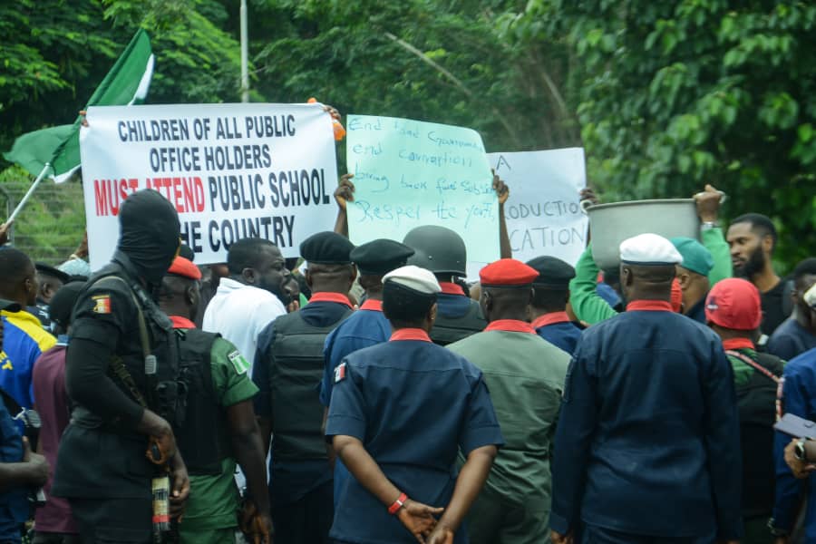 59F45951 6C74 4BA5 B8CF 13F852A2CDE4 EndBadGovernanceInNigeria: Children Take a Stand in Jalingo Protest