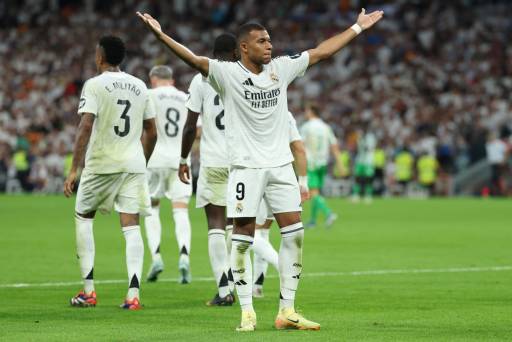 D2A3A9B6 B021 45F3 8B0E 96B32D264BA1 Mbappé Shines: Scores First La Liga Goals in Real Madrid Victory