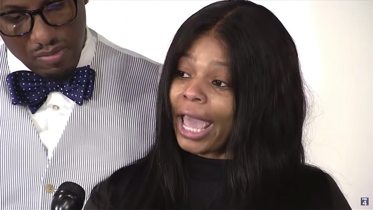 Karmelo Anthony 'Forced To Evacuate' Home Over Harassment, Reps Say karmelo-anthony-presser-mother-kal-04-17-2025