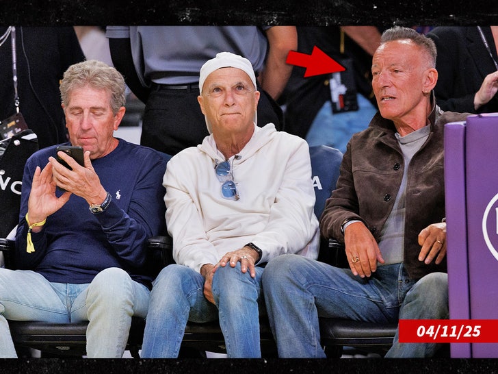 bruce springsteen lakers game sub getty swipe