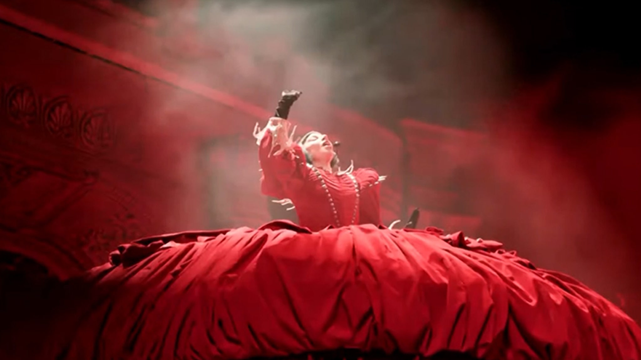 Lady Gaga's Mic Malfunctions During Coachella Weekend 2 Set