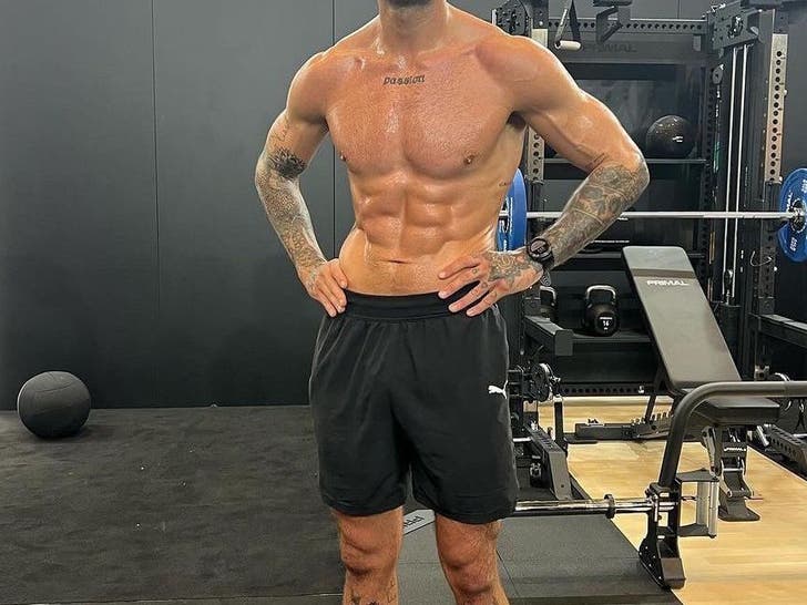 Summer Ready Abs -- Guess Who!