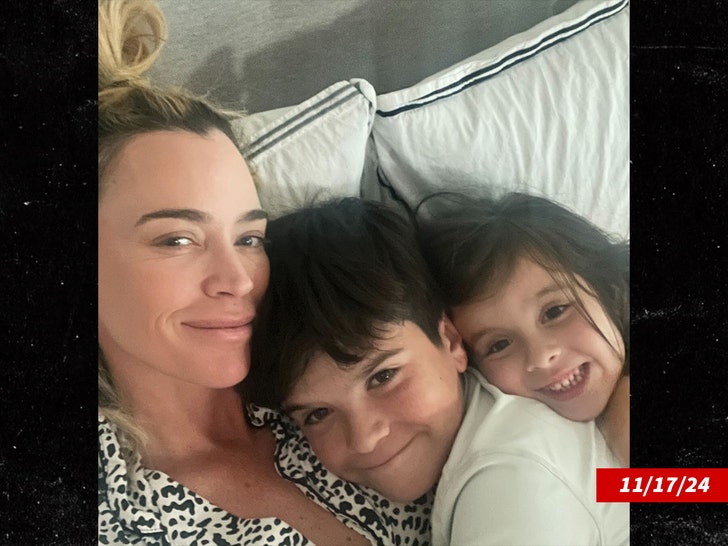 teddi mellencamp and children insta 1