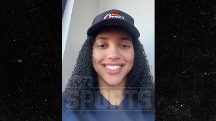 UConn's Azzi Fudd Says She Felt Kobe, Gigi 'Watching Down on Us' in Title Game 040925_azzi_fudd-kal
