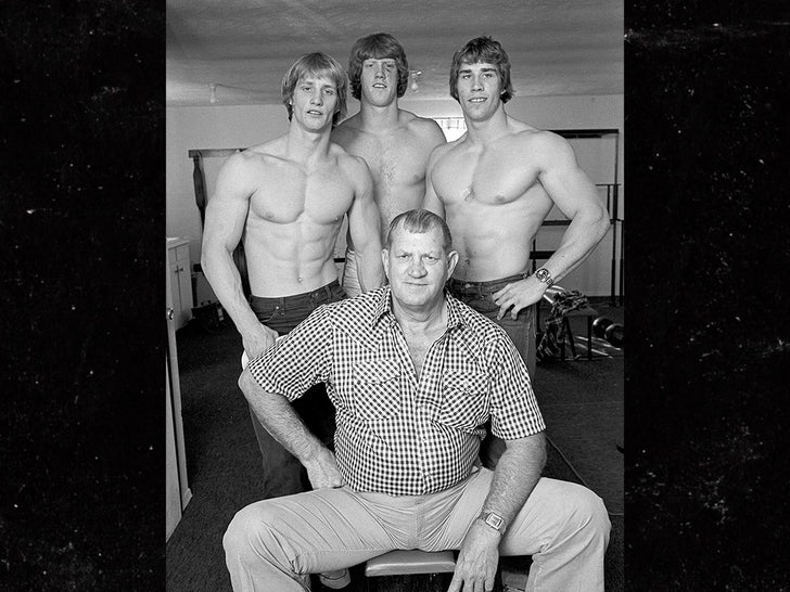 Von Erich brothers no credit sub