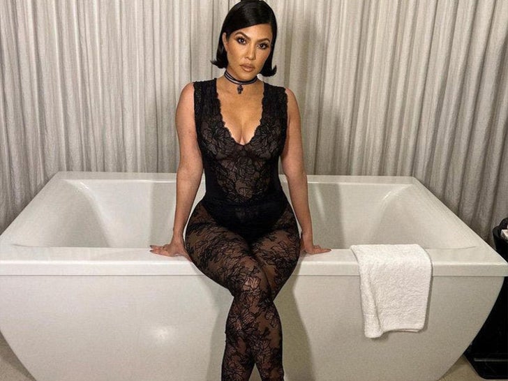 0417-kourtney-kardashian-hot-shots-sub1_720