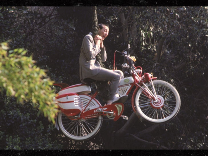 Pee-wee Herman's Bicycle Pee-wee's Big Adventure Courtesy Van Eaton Galleries 3