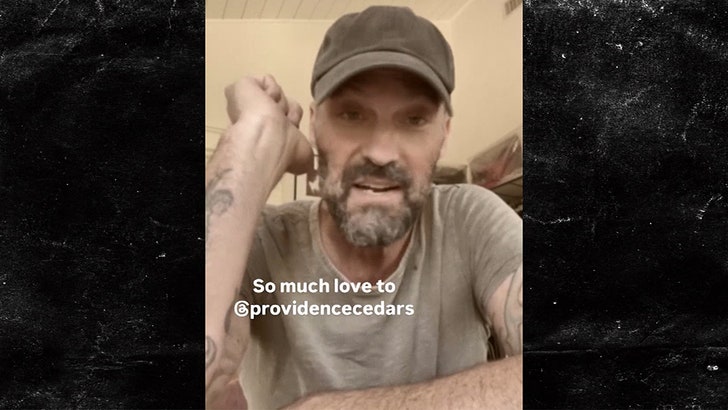 Brian Austin Green Recovering After Surgery For Perforated Appendix 041525_brian_austin_green_kal