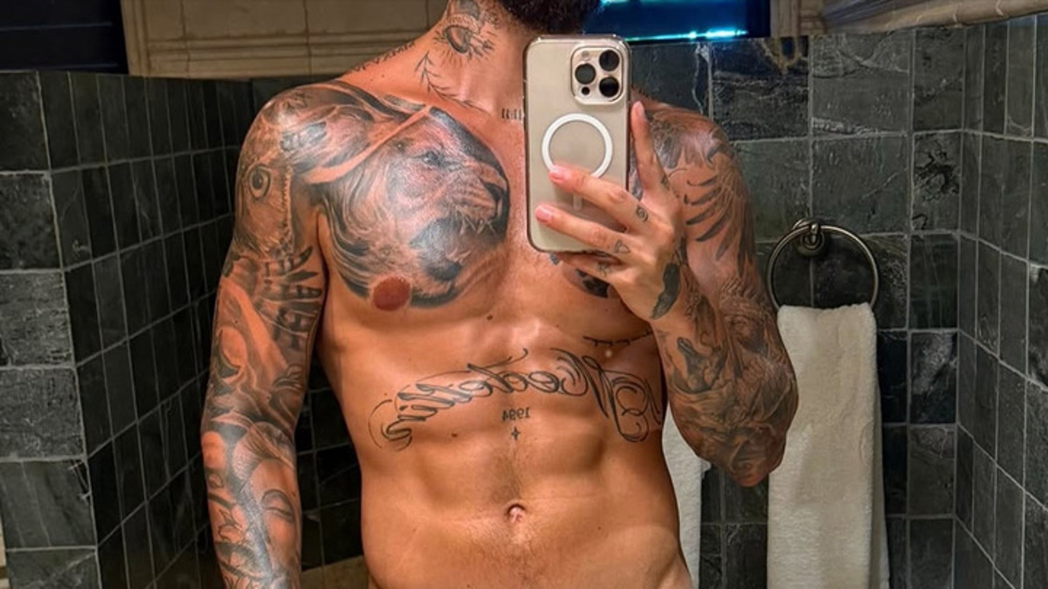 Can You Guess the Hot Dad Bod?!