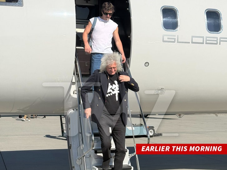 benson boone and brian may exiting plane
