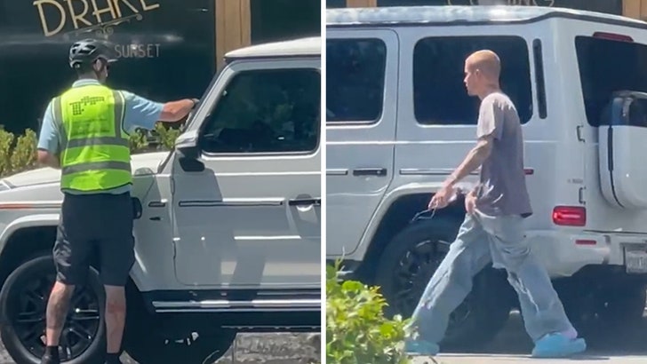 Justin Bieber Gets a Traffic Ticket in L.A., Grabs His Crotch, on Video 052125_justin_bieber_ticket_kal