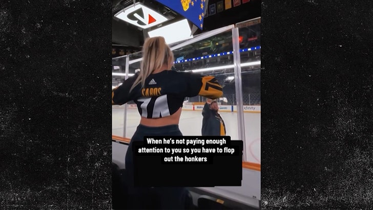 Jelly Roll's Wife Flashes Him at Hockey Arena, on Video jelly-roll-wife-flash-kal-05-23-2025