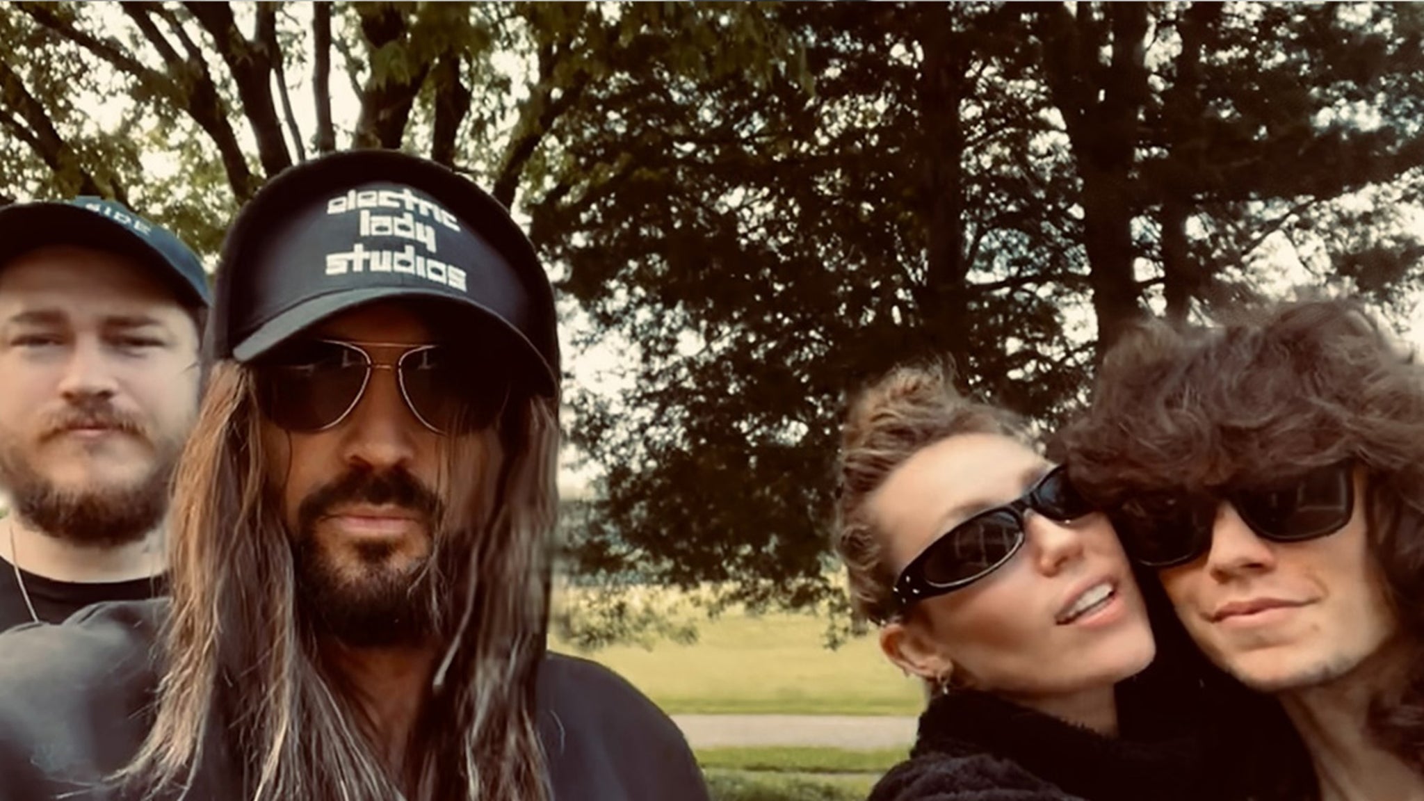 Billy Ray Cyrus Hanging Out With Kids Miley, Braison