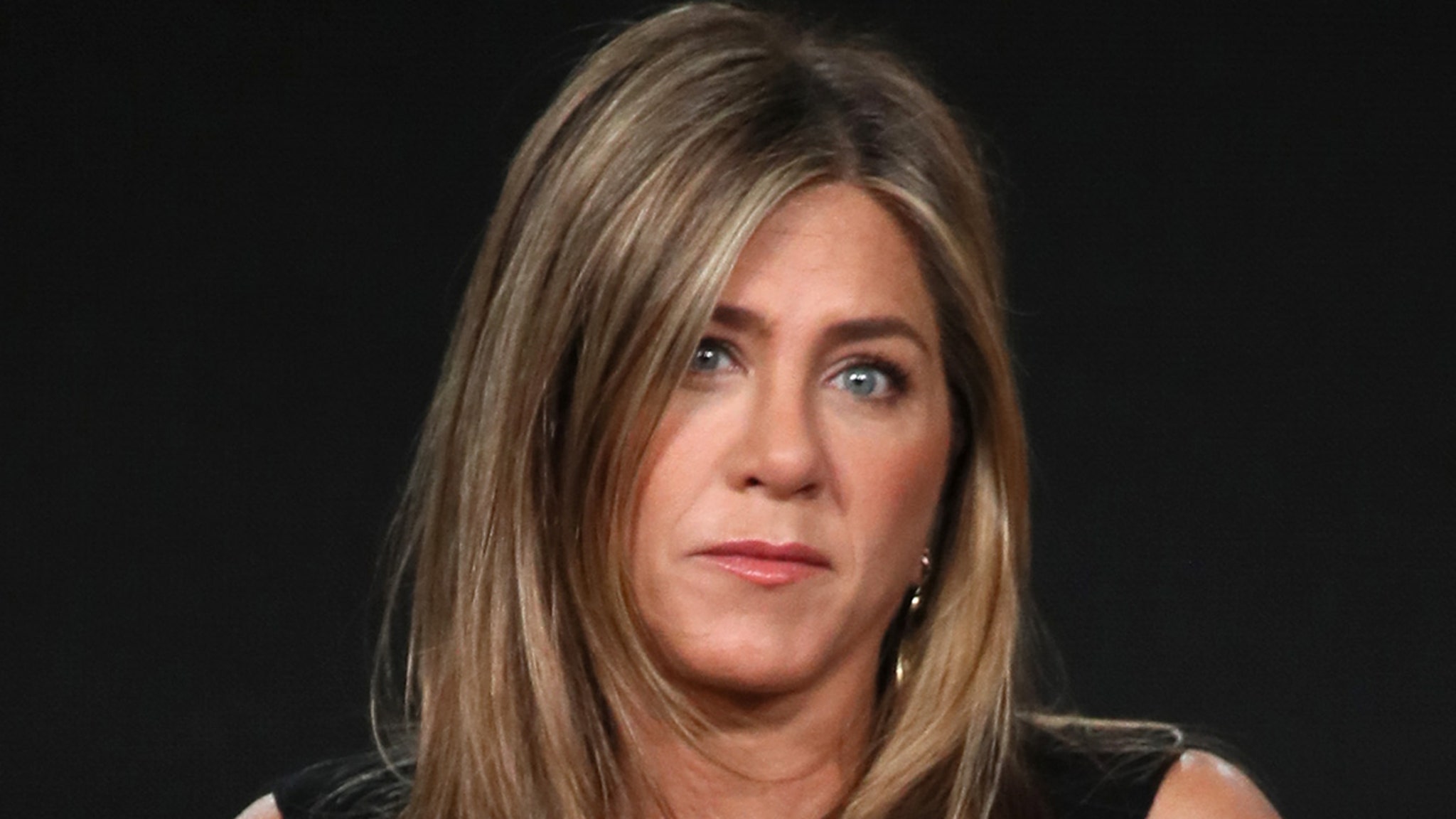 Jennifer Aniston Was Home When Man Crashed Car Through Gates, Cops Say