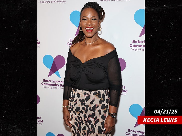 Kecia Lewis sub getty swipe