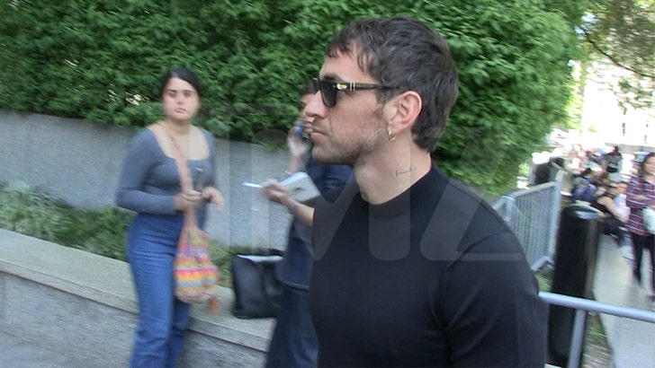 Cassie's Lawyer Says She's Ready To Testify In Diddy Criminal Case alex-fine-kal-05-12-2025