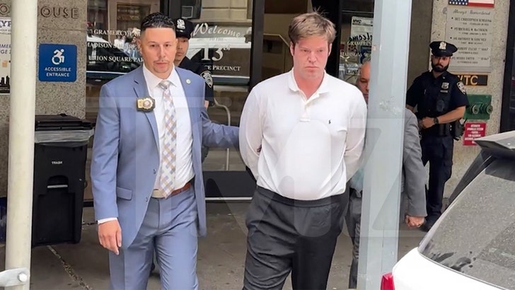 Crypto Torture Suspects Were Big Spenders at New York Nightclub The Box 052725_william_duplessie_walk_out_kal