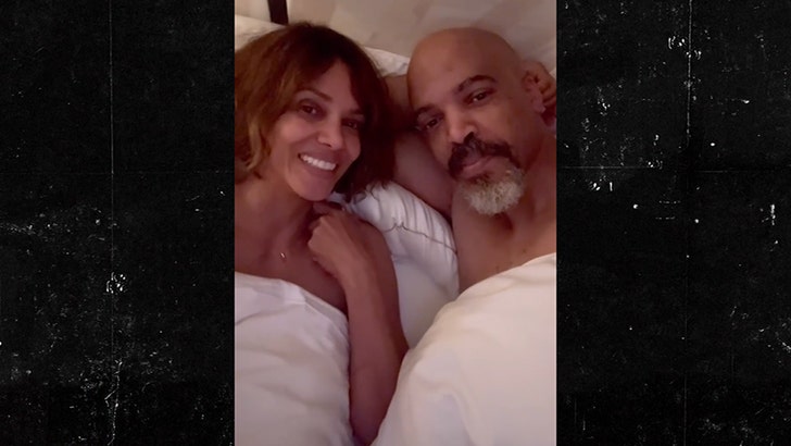 Halle Berry Snuggles up to Van Hunt in Bed for Mother's Day, Video Shows 051225_halle_berry_kal