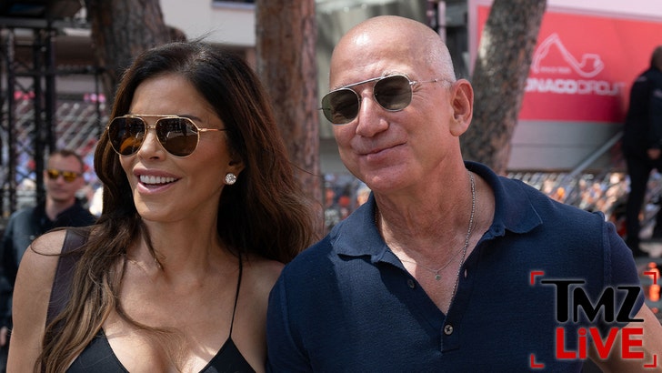 Tony Gonzalez, Wife to Attend Jeff Bezos, Lauren Sanchez Wedding 062325_tmz_live_bezos_sanchez_kal