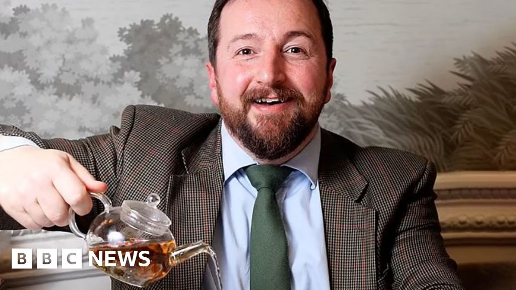 1913c640 51a7 11f0 a2ff 17a82c2e8bc4 Fraudster jailed for selling fake 'Scottish-grown tea'