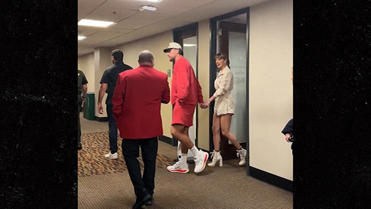 Taylor Swift and Travis Kelce Hold Hands While Exiting NYC Restaurant 061225_taylor_swift_travis_kelce_kal
