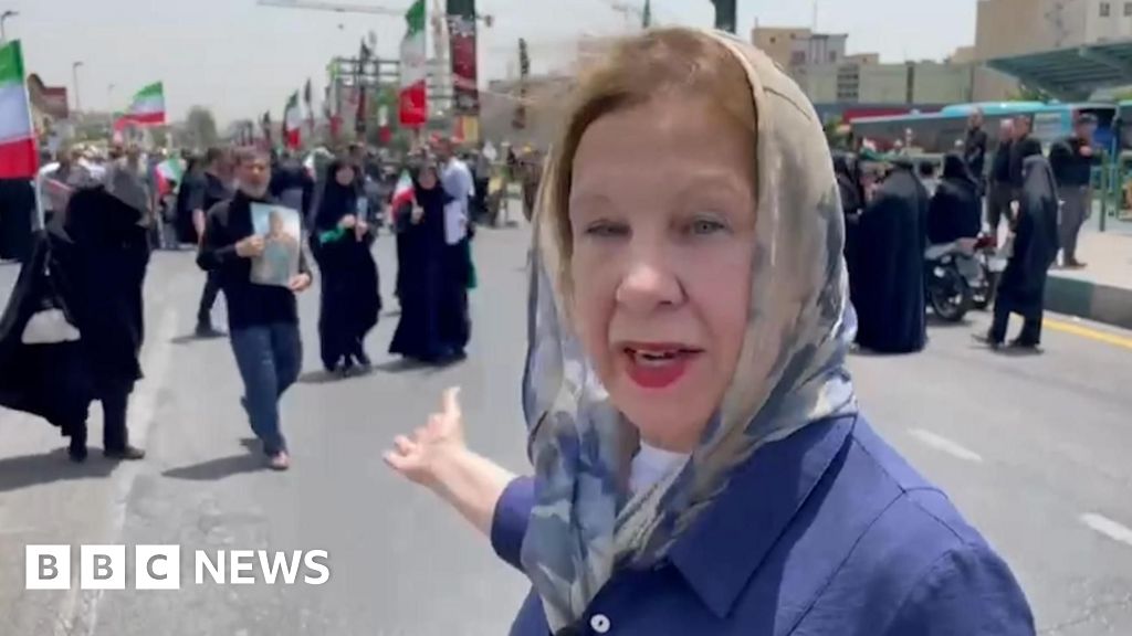 246693b0 5404 11f0 8485 7bd50fa63665 Anger and uncertainty in Iran as crowds mourn dead