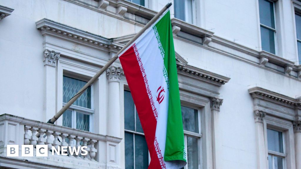 24f08c10 4de1 11f0 8709 8531b267ac06 Arrests made as two assaulted outside Iranian embassy