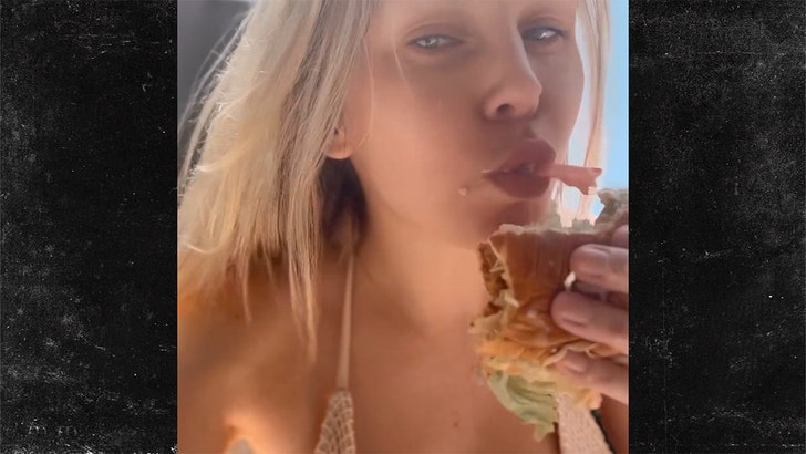 Courtney Stodden Chows Down on Veggie Burger in Tiny Bikini courtney-stodden-kal-06-05-2025