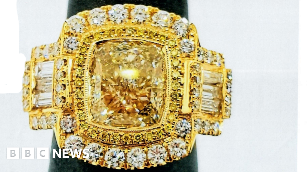 32e71d50 4be0 11f0 bac2 f1752f6355eb Seven California men charged in 'largest jewellery heist' in US history