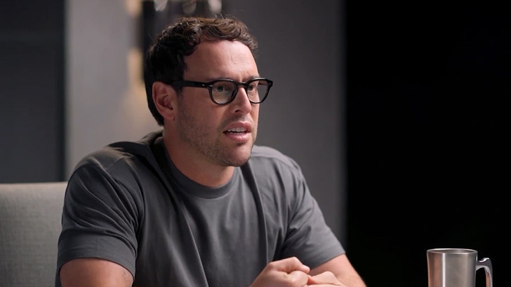 Scooter Braun Says Marriage Breakdown Caused Suicidal Thoughts 060925_scooter_braun_kal