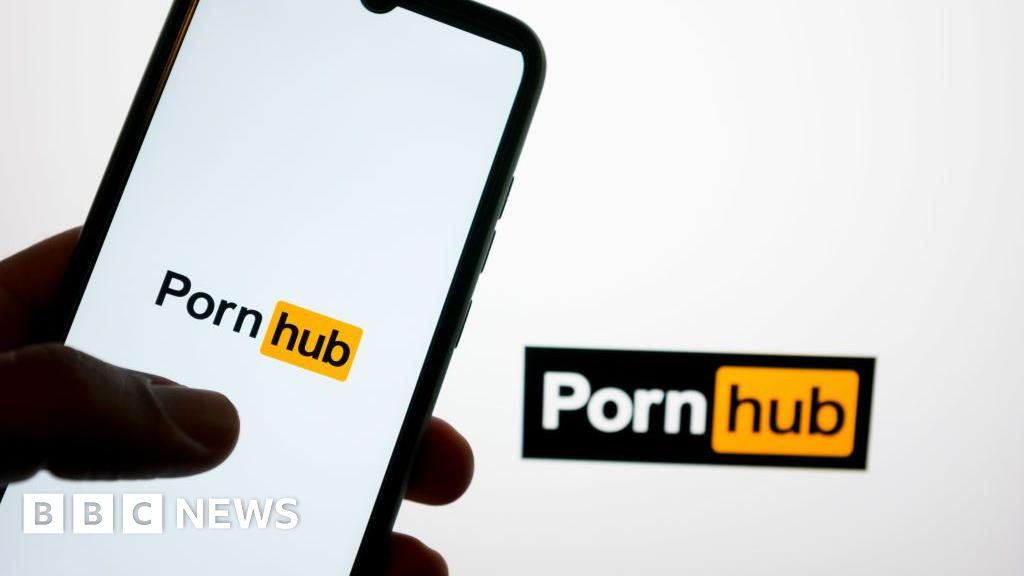 3dea5fb0 5265 11f0 bd3c ef3c6f7203cb Pornhub to introduce 'government approved' UK age checks