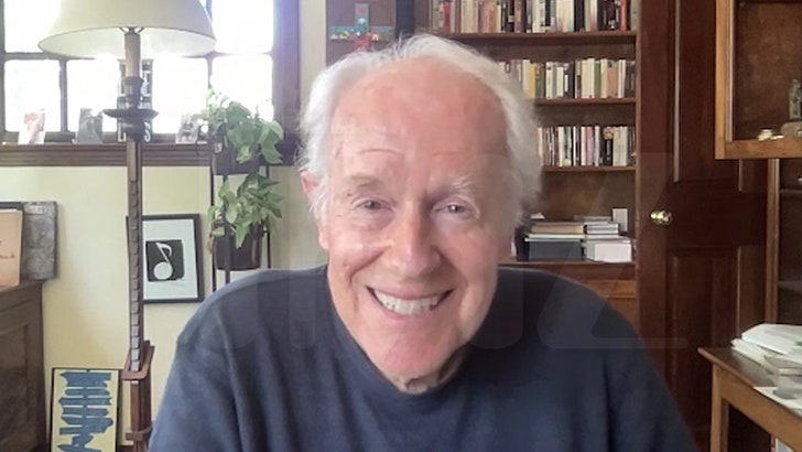 'M*A*SH' Actor Mike Farrell Shares Memories of Late Actress Loretta Swit 060225_mike_farrell_kal