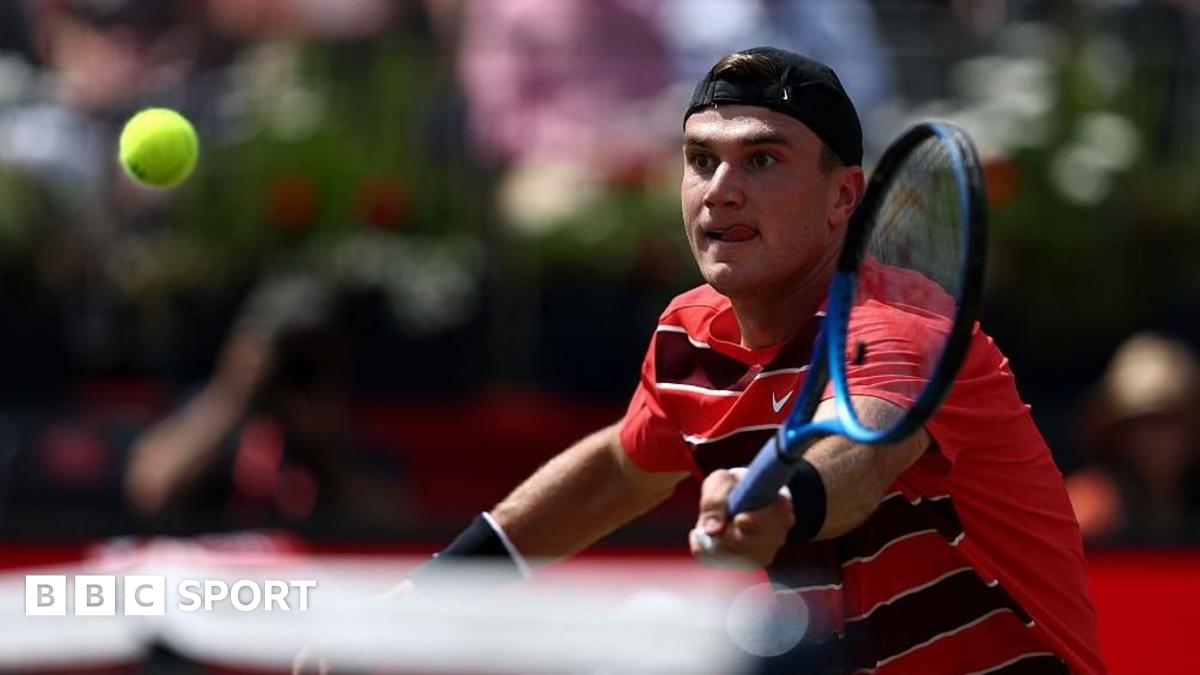 64867250 4b8d 11f0 8c47 237c2e4015f5 Queen's 2025: Jack Draper and Carlos Alcaraz win to reach last 16