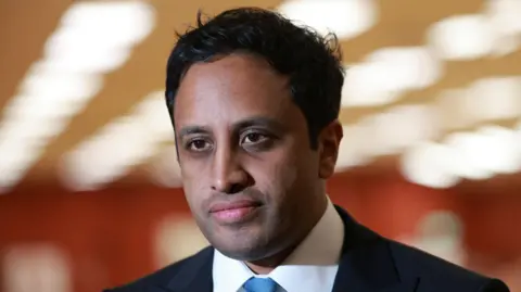 Zia Yusuf resigns as Reform UK chairman Reuters Zia Yusuf