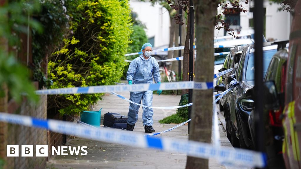 6b1bc8f0 42cc 11f0 93dd 9f3a34381ccc Trial date set for men charged over fires at homes linked to Keir Starmer