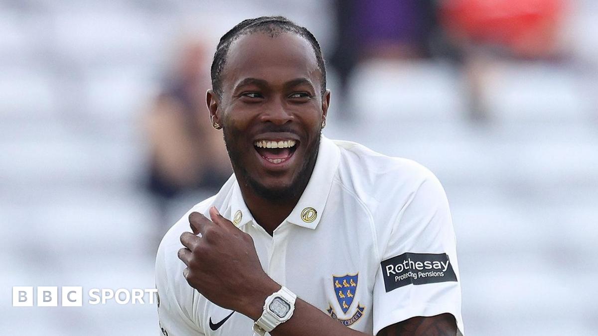 77b2d910 5054 11f0 a358 6b11f7569438 Jofra Archer: England bowler returns for Sussex - how did he fare?