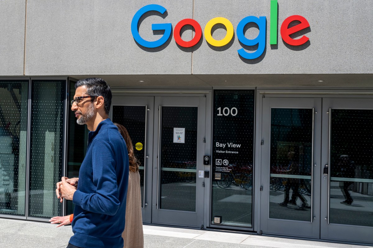 GettyImages 2151466539 UK may require Google to give users alternative search options and rank its results 'more fairly'