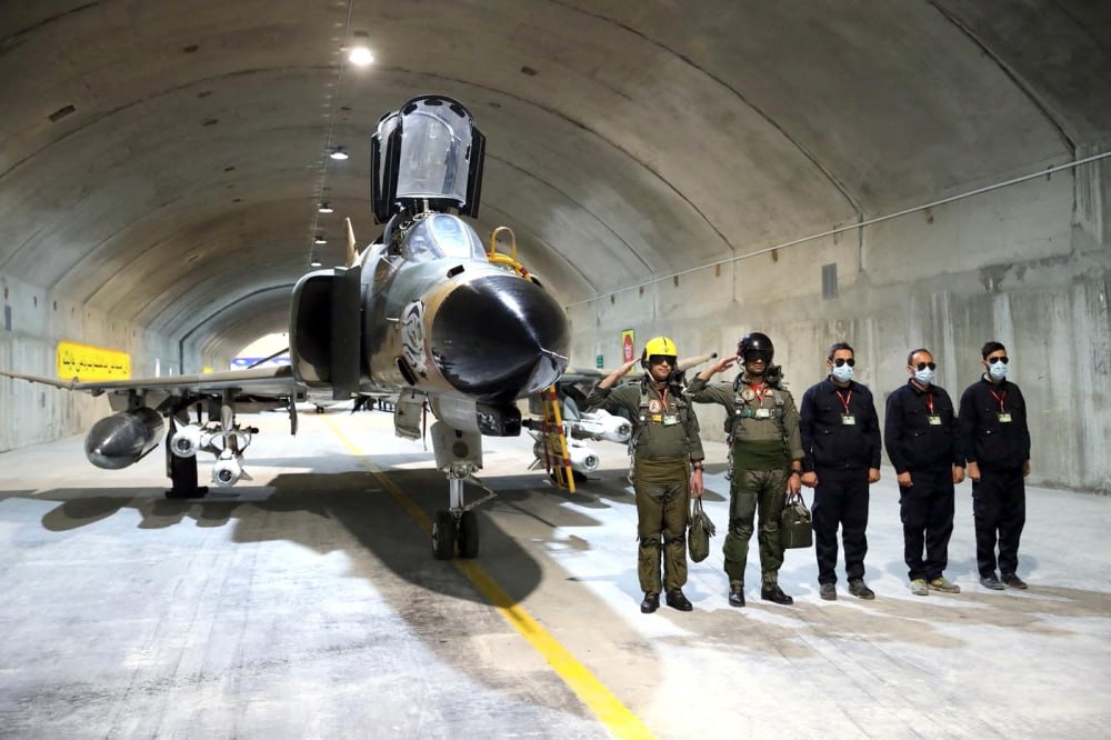 How U.S. Stealthy Raptor Shocked Iranian F-14 Pilot In 2013 By Flying Under Its Belly Iran-Fighter