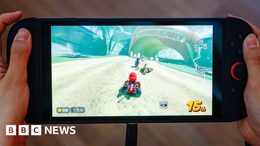 a9798ae0 4058 11f0 95b4 19782fc5d14e Stores open at midnight as fans rush to buy Nintendo Switch 2