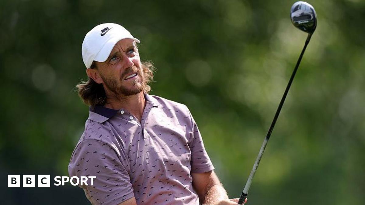 ba6cb130 4ee8 11f0 b2db d95c32d8bfaa Tommy Fleetwood takes lead in hunt for maiden PGA Tour title