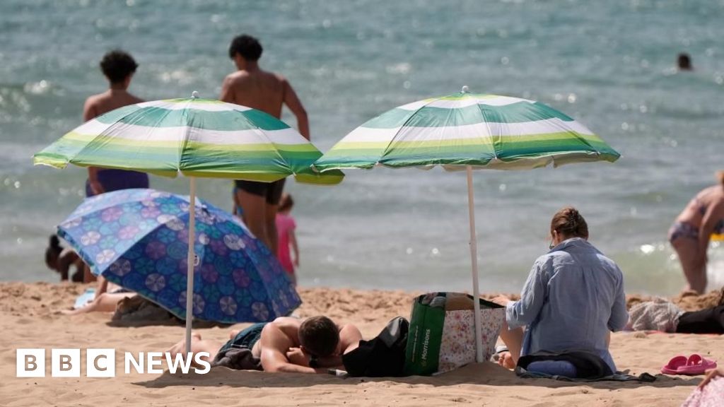 da871a00 53f7 11f0 b4be 8f7caf53b80c Health alerts come into force ahead of second heatwave
