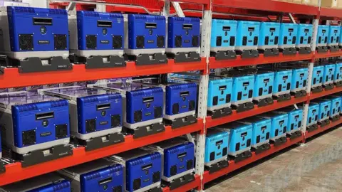Why we need 'revolutionary' cooling tech Phononic Selves of chilled storage boxes using Phononic's system
