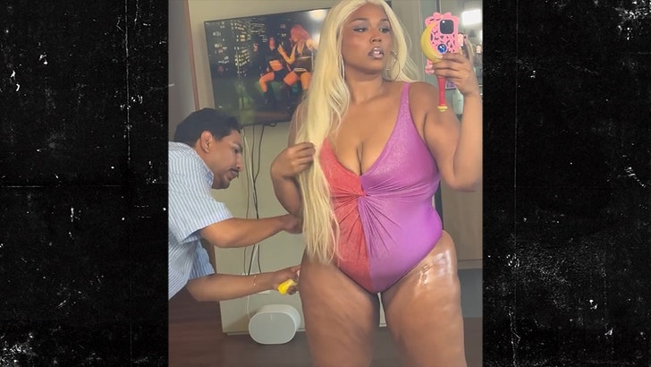 Lizzo Gives Off Mermaid Vibes in Tight One-Piece After Weight Loss 062825_lizzo_bathing_suit_kal
